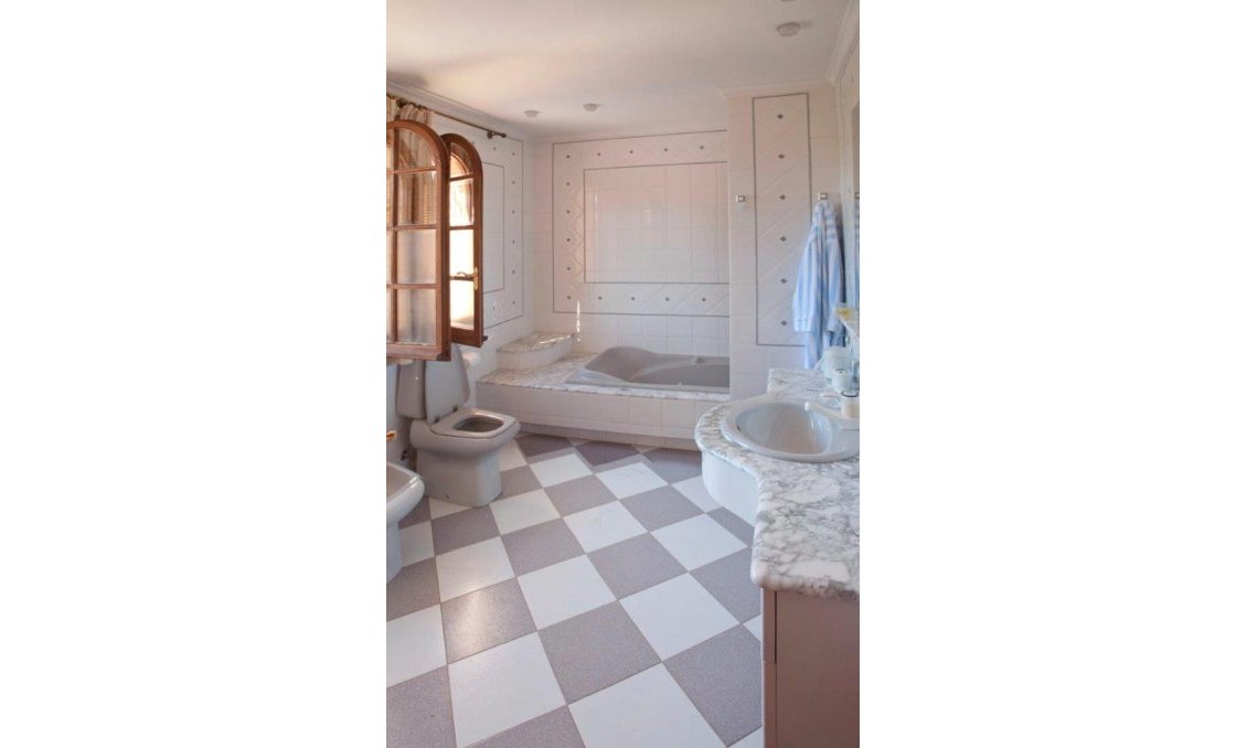 Wiederverkauf - Villa -
Orihuela Costa - Costa Blanca