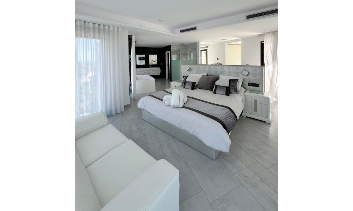 Segunda mano - Villa -
Jávea - Costa Blanca
