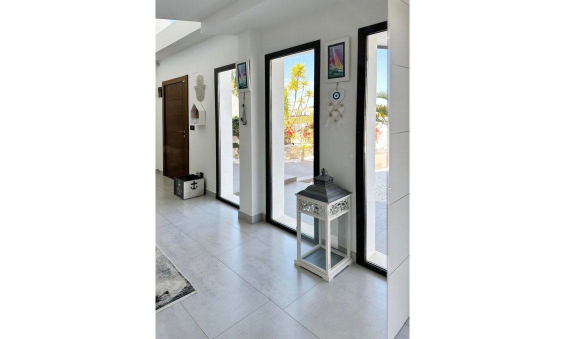 Segunda mano - Villa -
Jávea - Costa Blanca