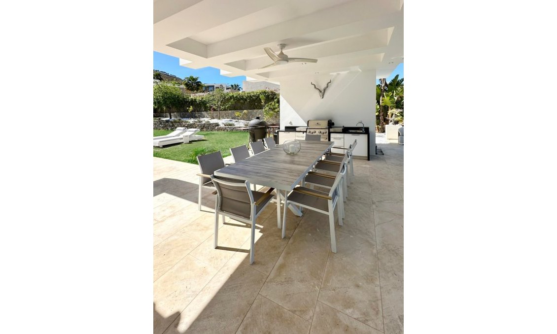 Segunda mano - Villa -
Jávea - Costa Blanca