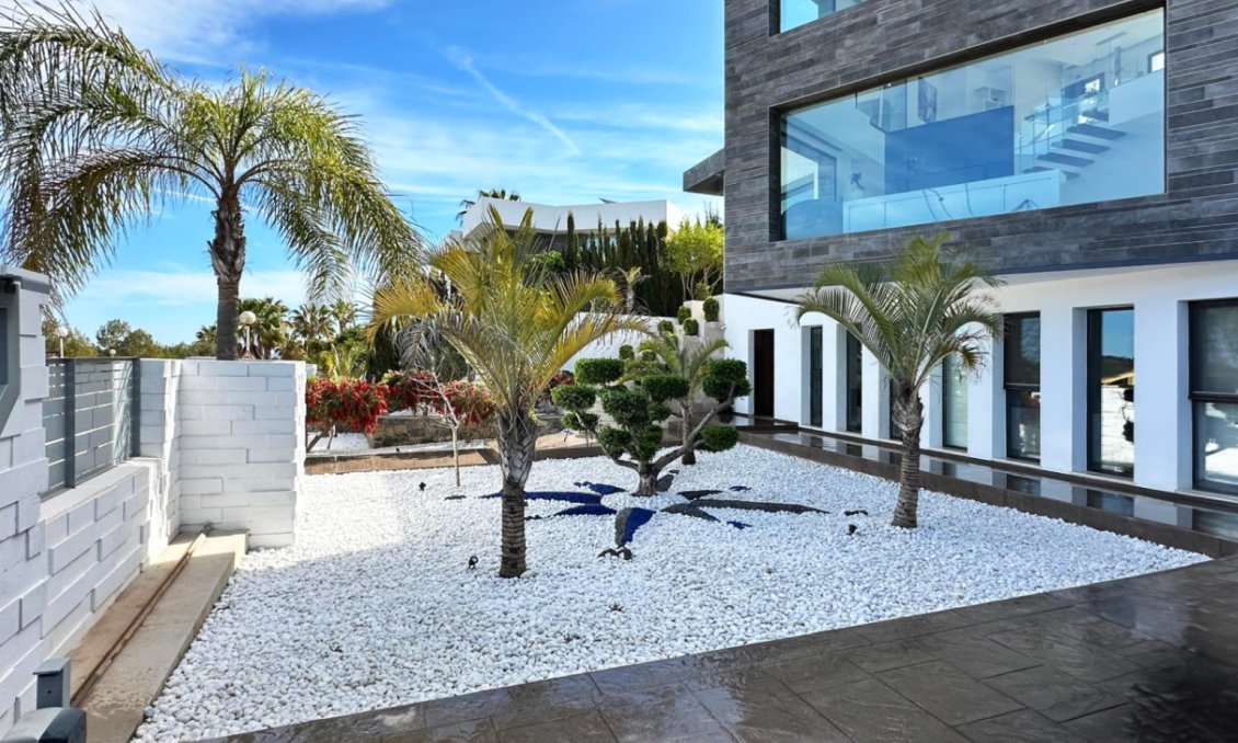 Segunda mano - Villa -
Jávea - Costa Blanca