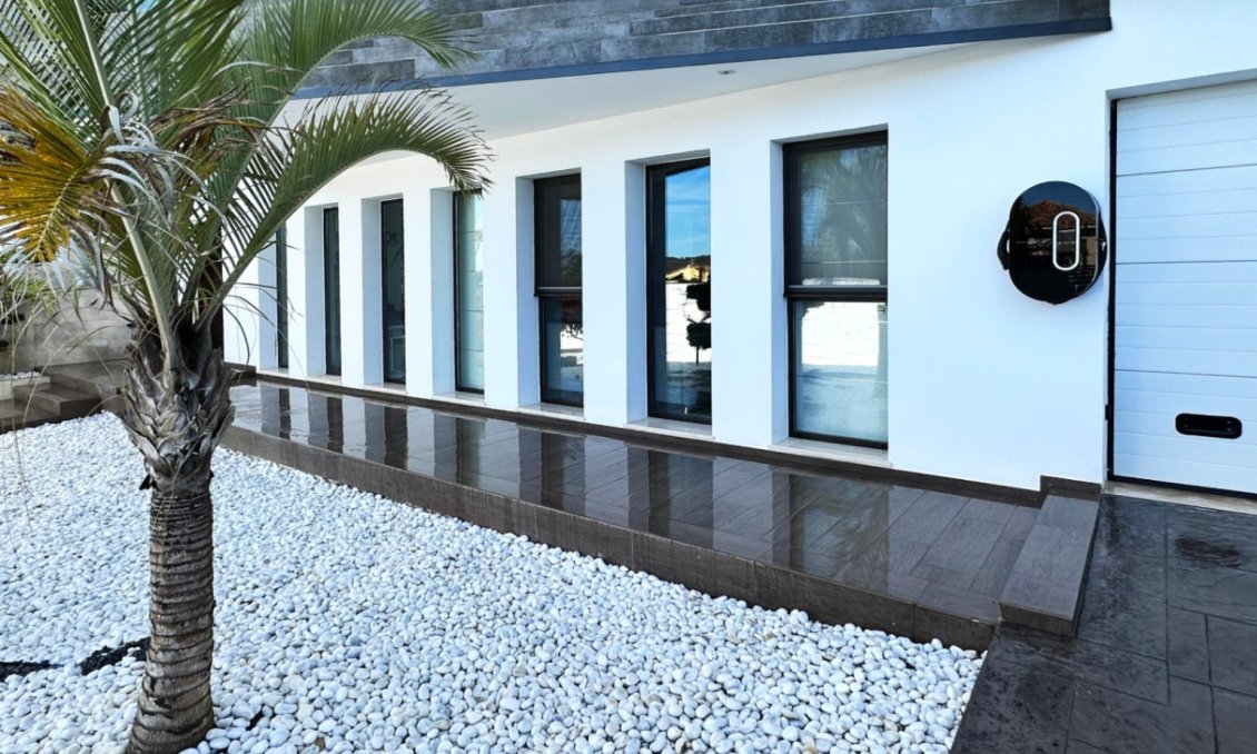 Segunda mano - Villa -
Jávea - Costa Blanca