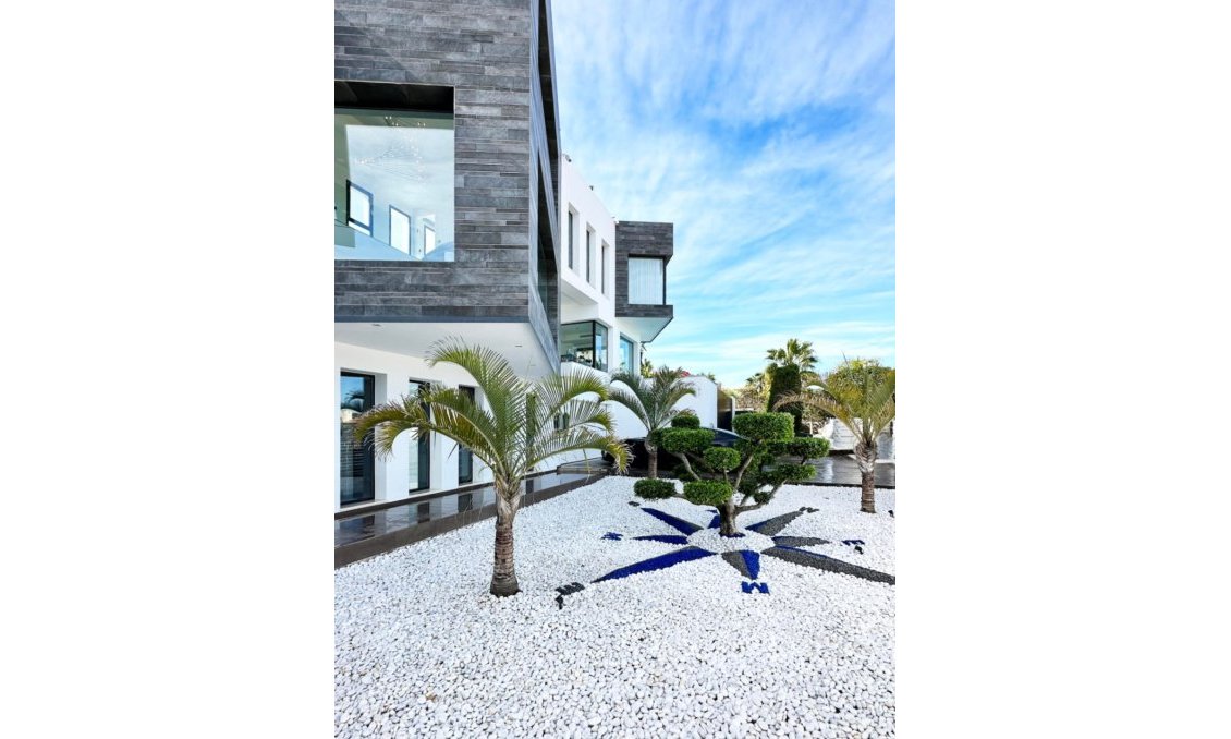 Segunda mano - Villa -
Jávea - Costa Blanca