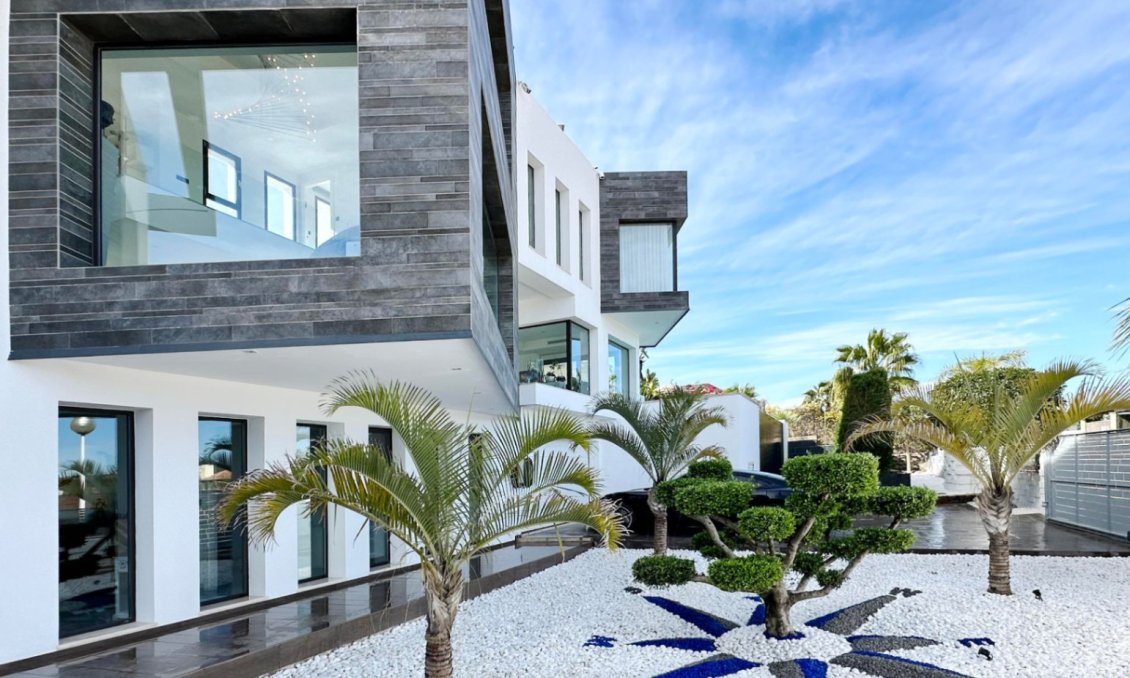 Segunda mano - Villa -
Jávea - Costa Blanca