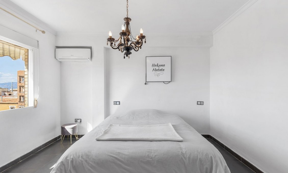 Segunda mano - Apartamento -
Daya Nueva - Costa Blanca