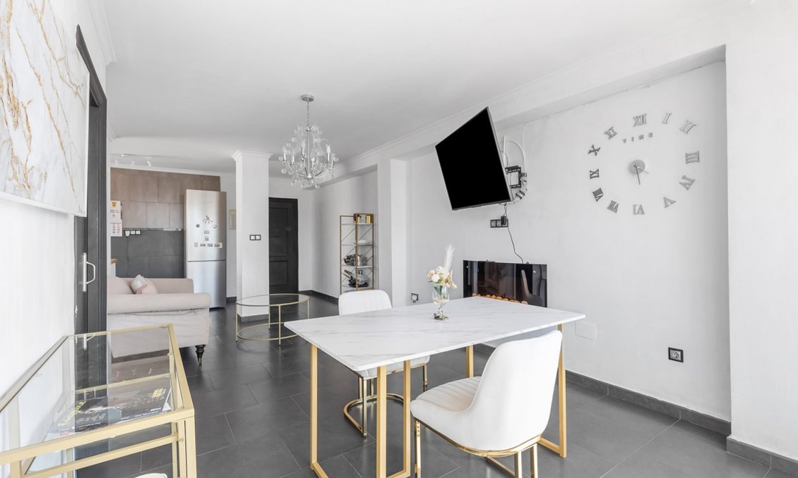 Segunda mano - Apartamento -
Daya Nueva - Costa Blanca
