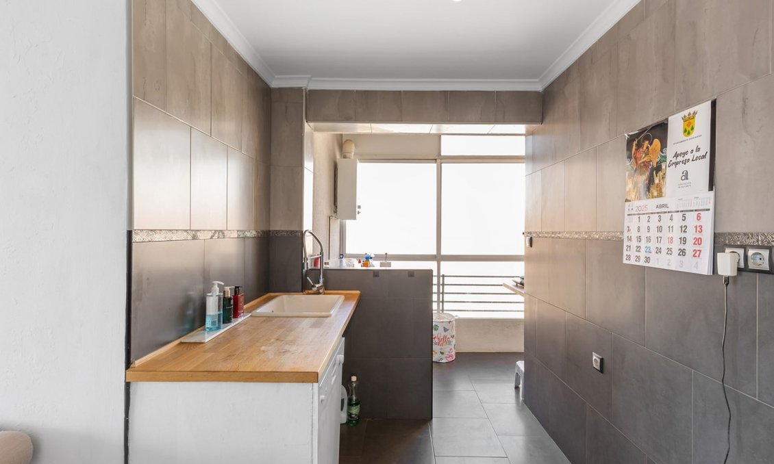 Segunda mano - Apartamento -
Daya Nueva - Costa Blanca