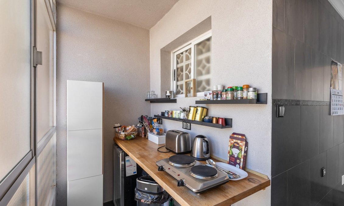 Segunda mano - Apartamento -
Daya Nueva - Costa Blanca