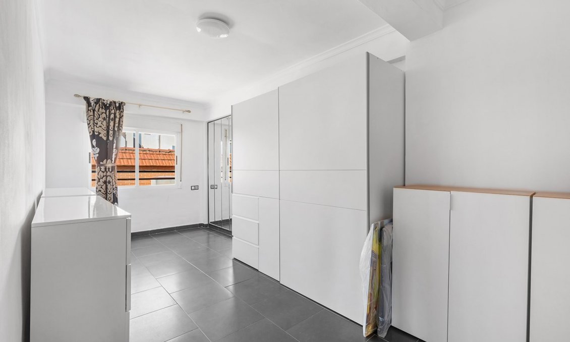 Segunda mano - Apartamento -
Daya Nueva - Costa Blanca