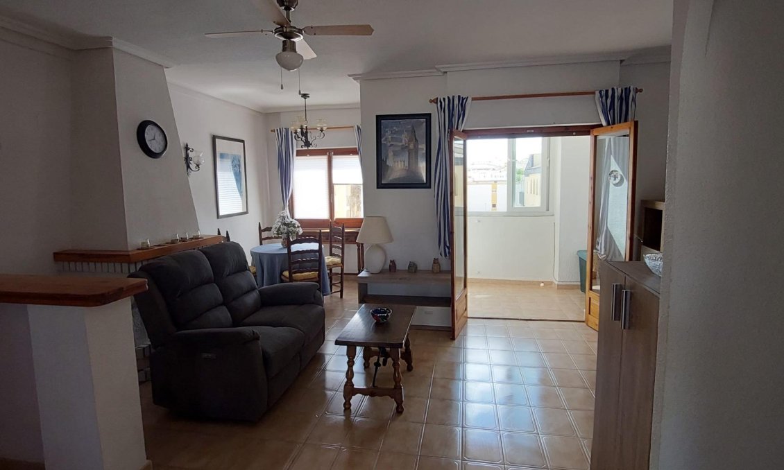 Segunda mano - Apartamento -
Torrevieja - Punta Prima