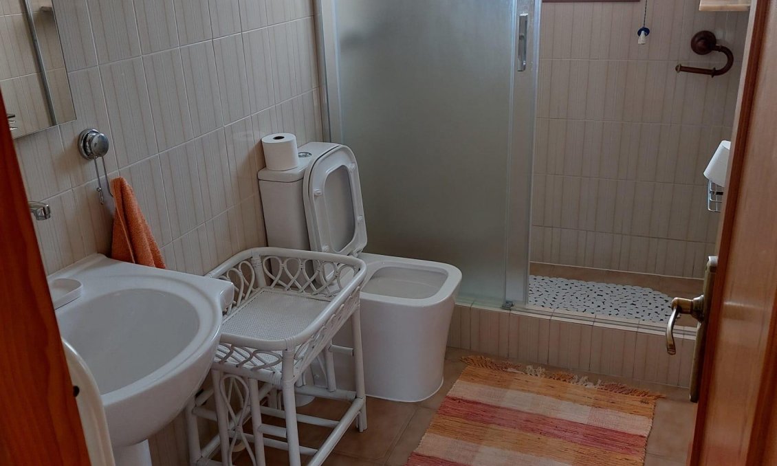 Segunda mano - Apartamento -
Torrevieja - Punta Prima