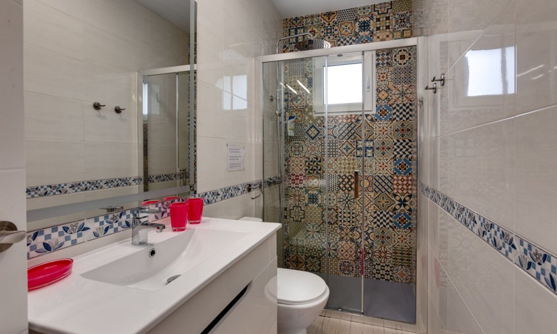Segunda mano - Villa -
Torrevieja - San Luis