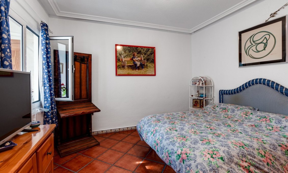 Segunda mano - Villa -
Torrevieja - San Luis