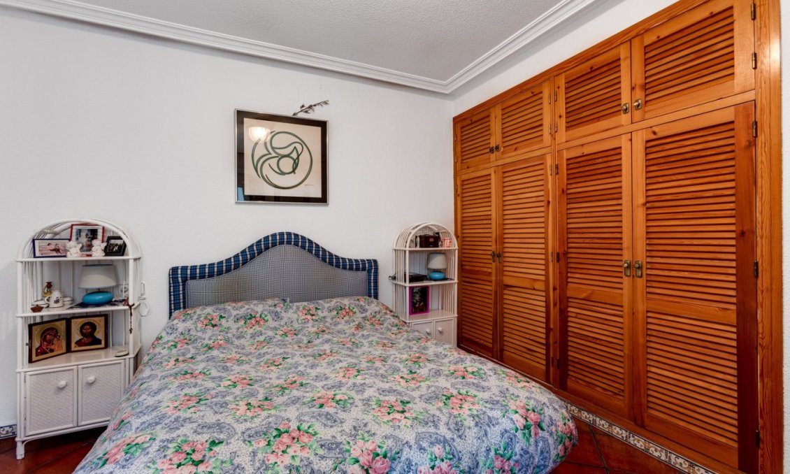 Segunda mano - Villa -
Torrevieja - San Luis