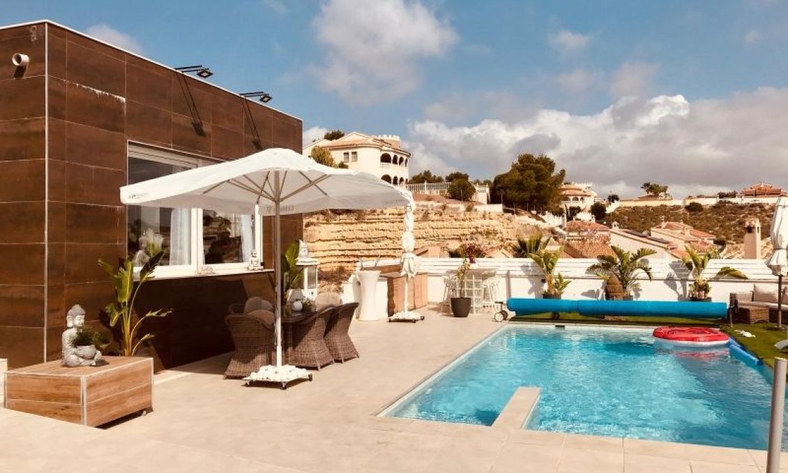 Segunda mano - Villa -
Ciudad Quesada - Costa Blanca