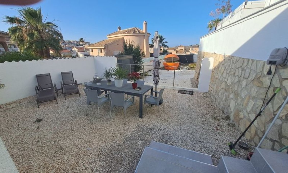 Segunda mano - Villa -
Ciudad Quesada - Costa Blanca