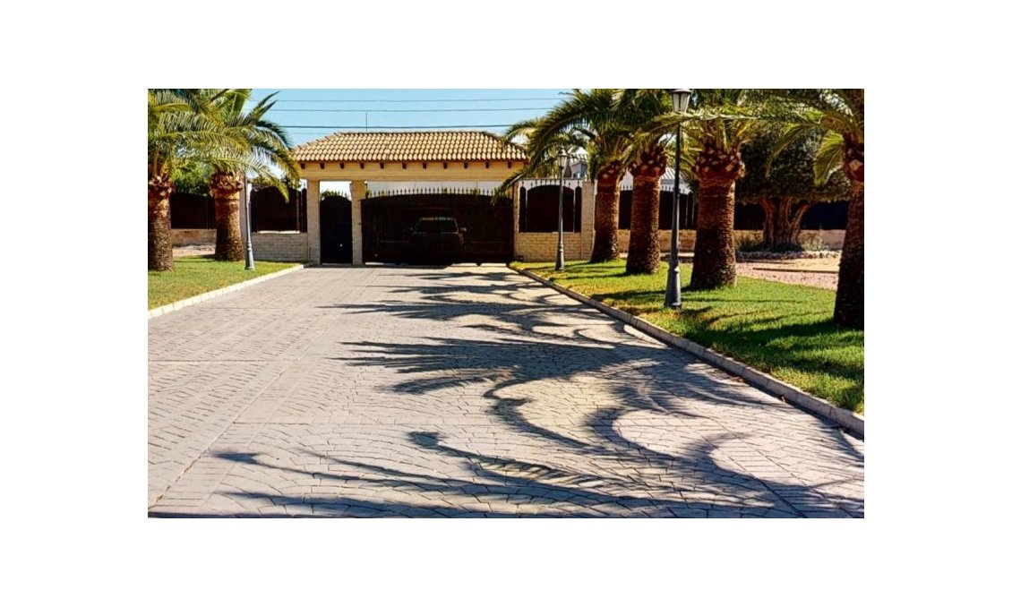 Segunda mano - Villa -
Elche - Costa Blanca