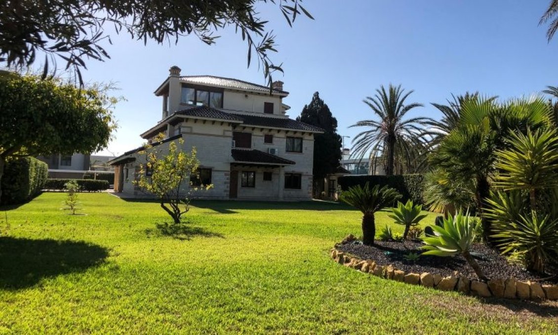 Segunda mano - Villa -
Orihuela Costa - Costa Blanca