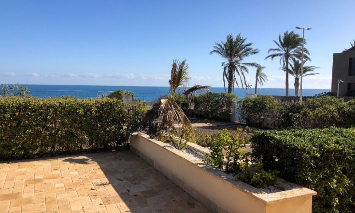 Segunda mano - Villa -
Orihuela Costa - Costa Blanca