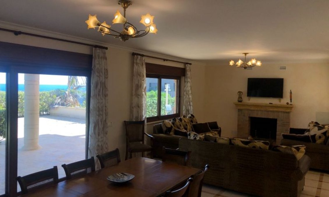 Segunda mano - Villa -
Orihuela Costa - Costa Blanca