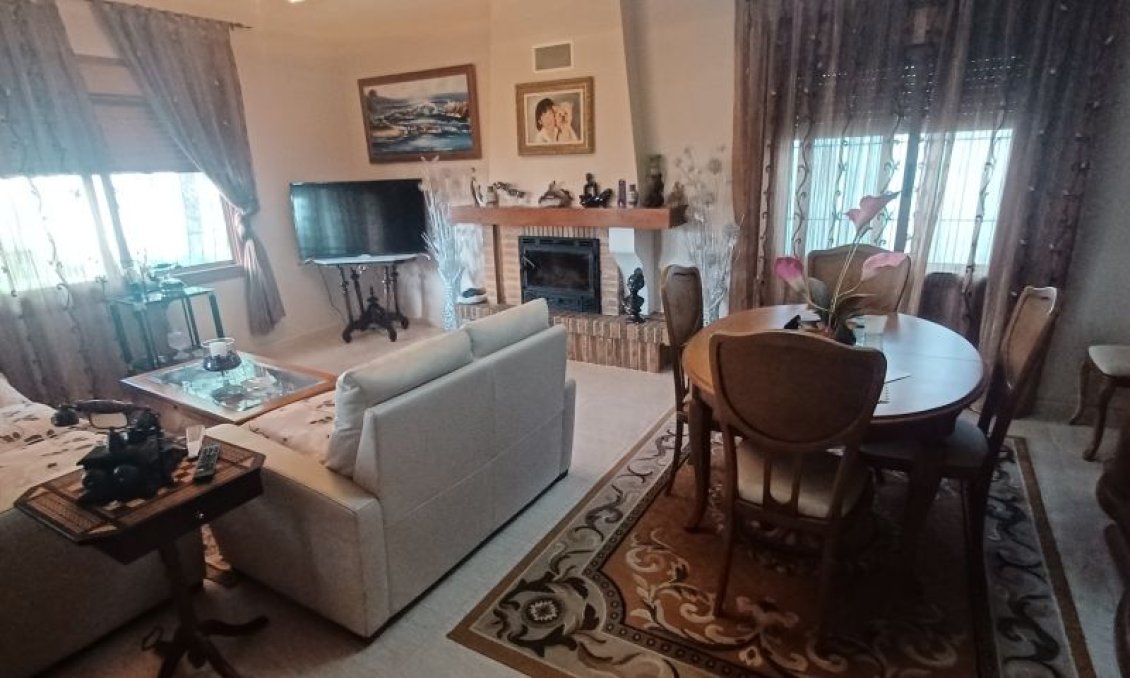 Revente - Villa -
Orihuela Costa - Costa Blanca