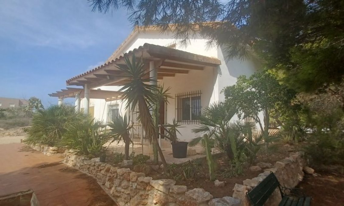 Revente - Villa -
Orihuela Costa - Costa Blanca