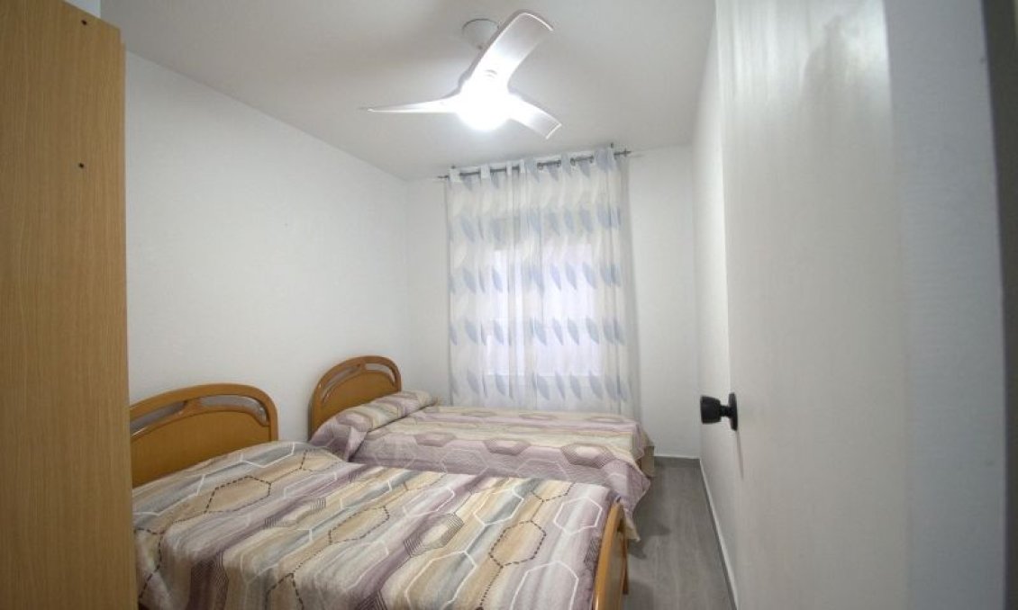 Wiederverkauf - Wohnung -
Torrevieja - Costa Blanca