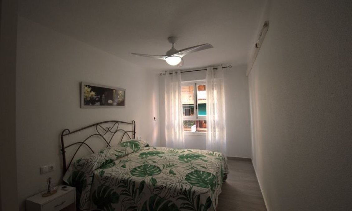 Wiederverkauf - Wohnung -
Torrevieja - Costa Blanca