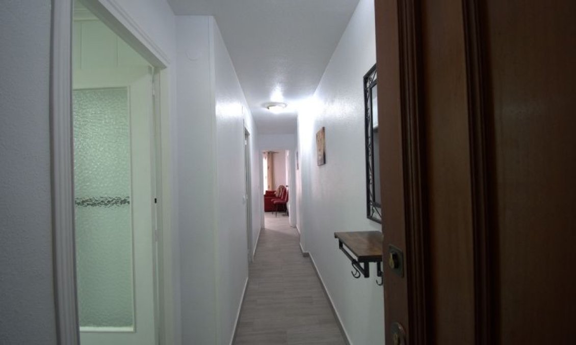 Wiederverkauf - Wohnung -
Torrevieja - Costa Blanca