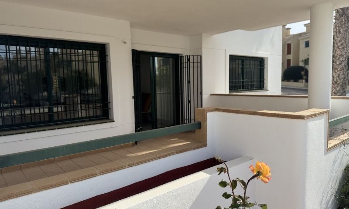 Segunda mano - Apartamento -
Orihuela Costa - Costa Blanca