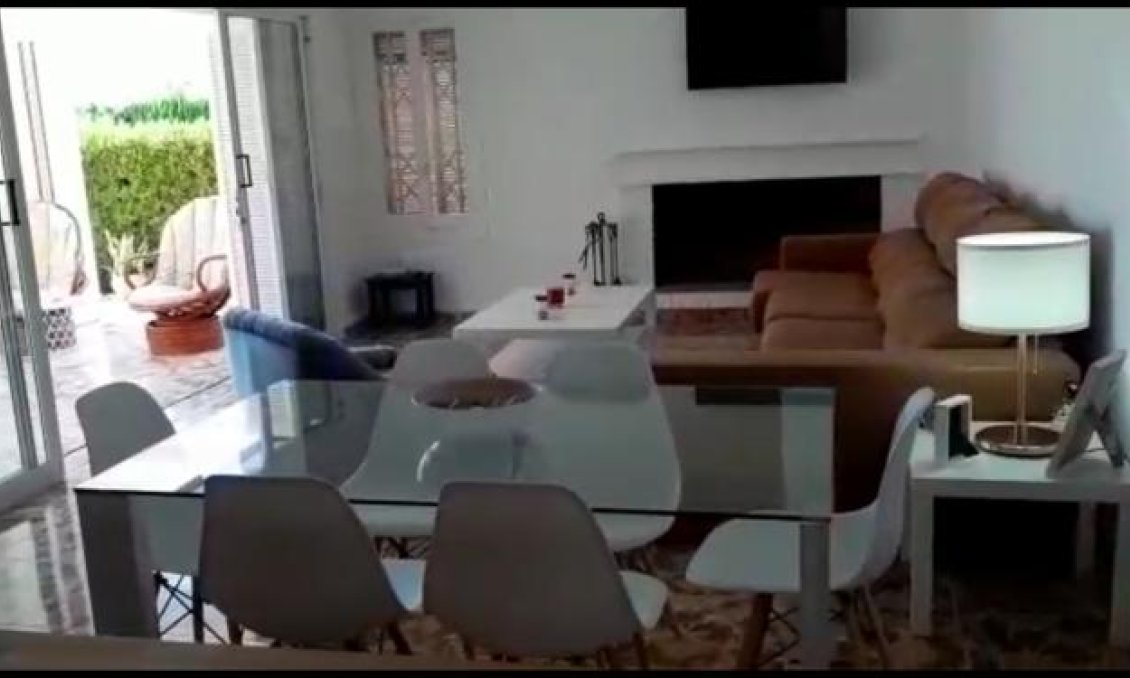 Wiederverkauf - Villa -
Torrevieja - Costa Blanca