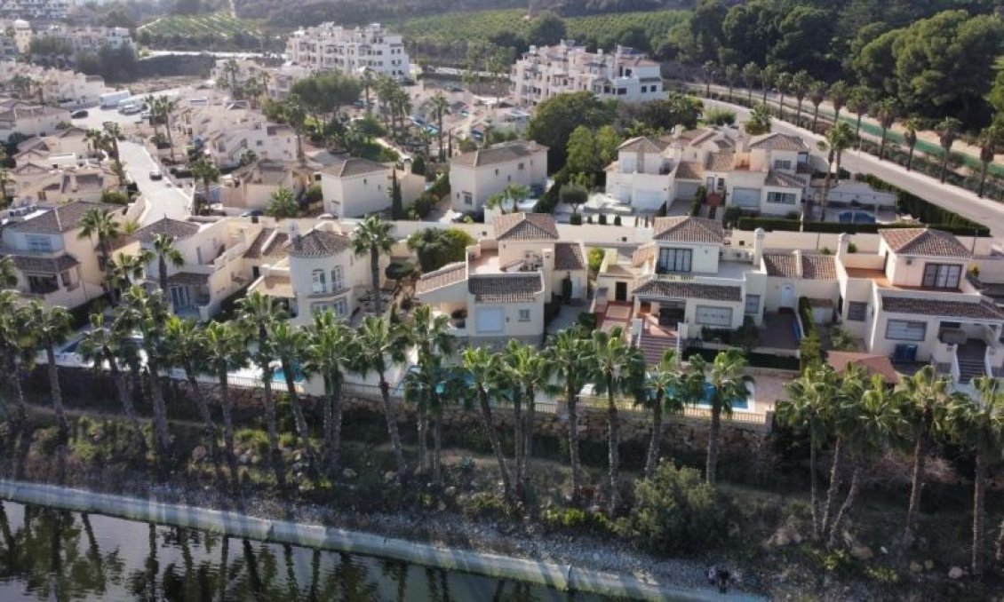 Segunda mano - Villa -
Orihuela Costa - Costa Blanca