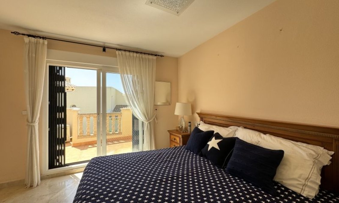 Segunda mano - Villa -
Orihuela Costa - Costa Blanca