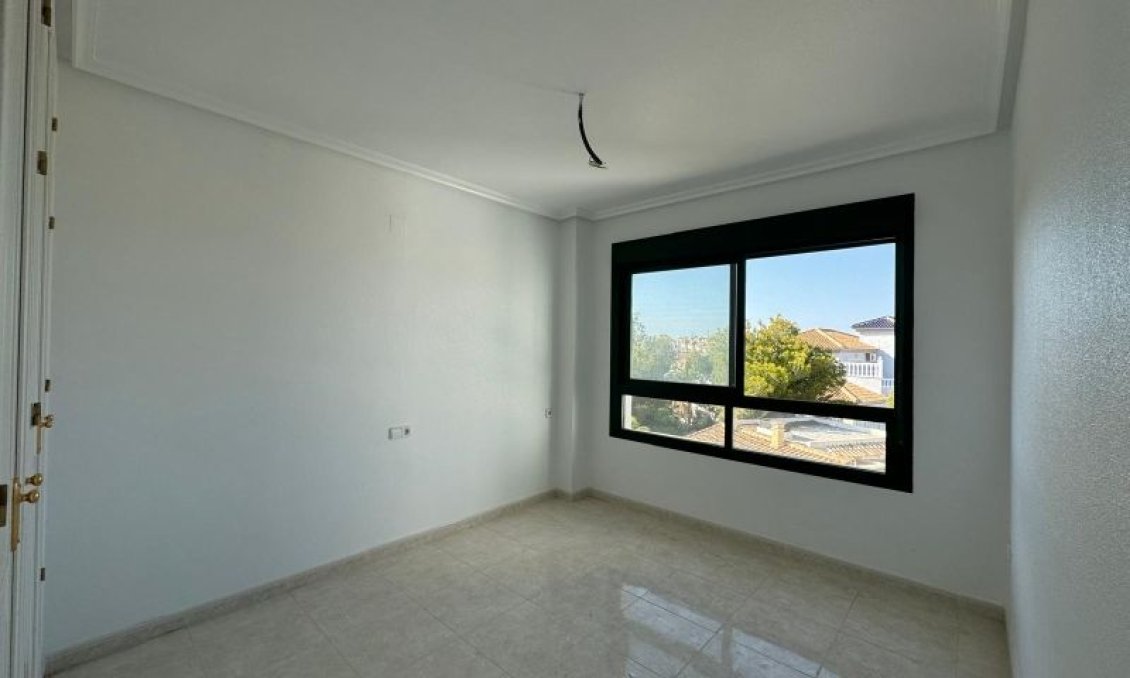Segunda mano - Apartamento -
Orihuela Costa - Costa Blanca