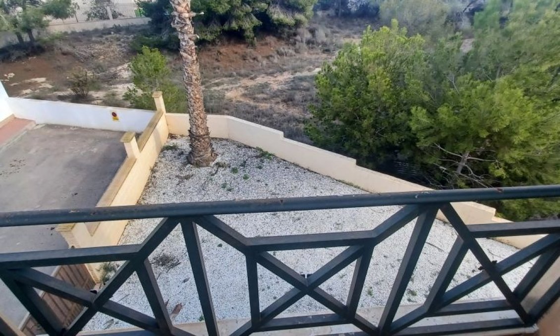 Segunda mano - Villa -
Orihuela - Inland