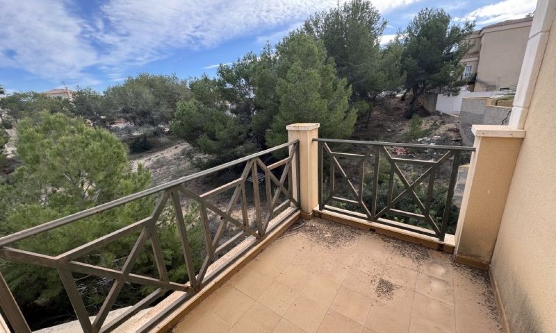 Segunda mano - Villa -
Orihuela - Inland
