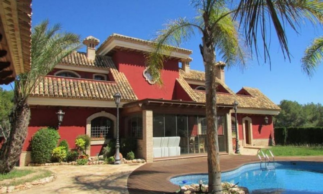 Wiederverkauf - Villa -
Campoamor - Costa Blanca