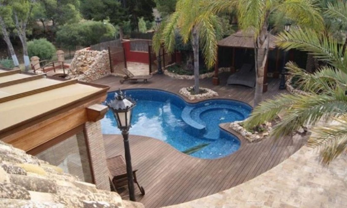 Wiederverkauf - Villa -
Campoamor - Costa Blanca