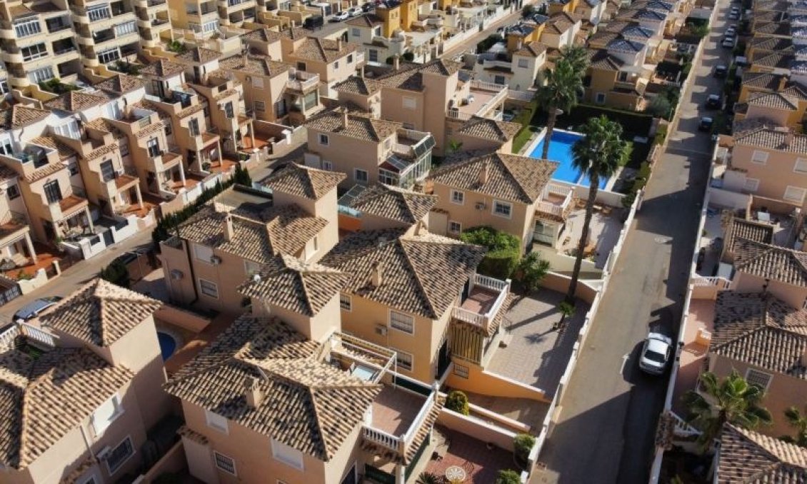Segunda mano - Villa -
Orihuela Costa - Costa Blanca
