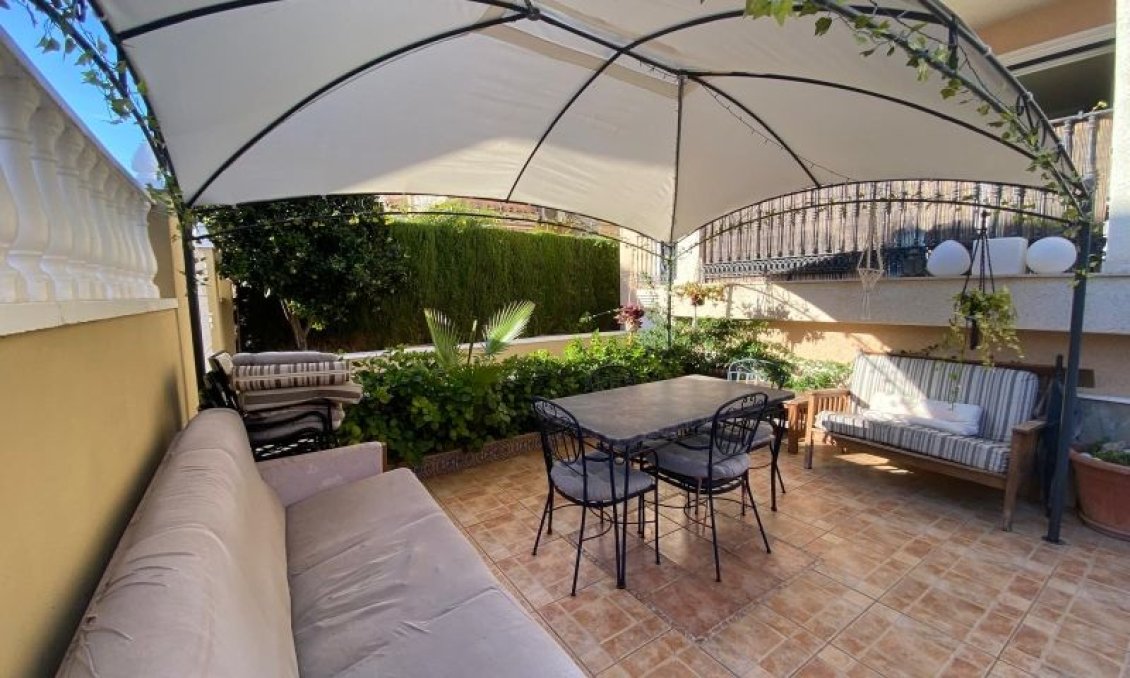 Segunda mano - Villa -
Orihuela Costa - Costa Blanca
