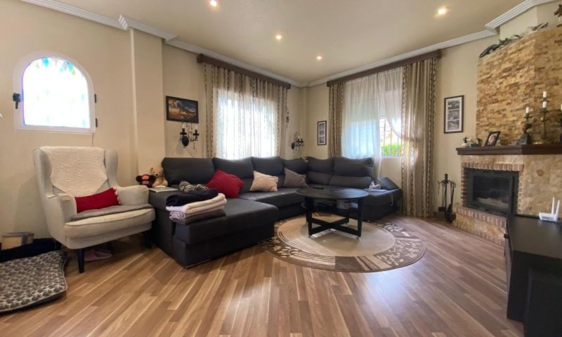 Segunda mano - Villa -
Orihuela Costa - Costa Blanca