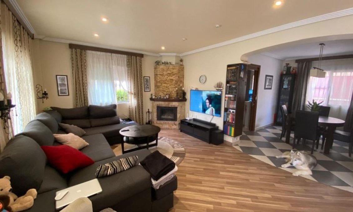 Segunda mano - Villa -
Orihuela Costa - Costa Blanca