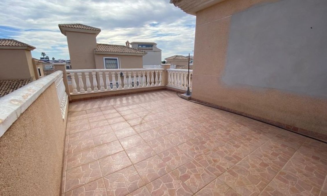 Segunda mano - Villa -
Orihuela Costa - Costa Blanca