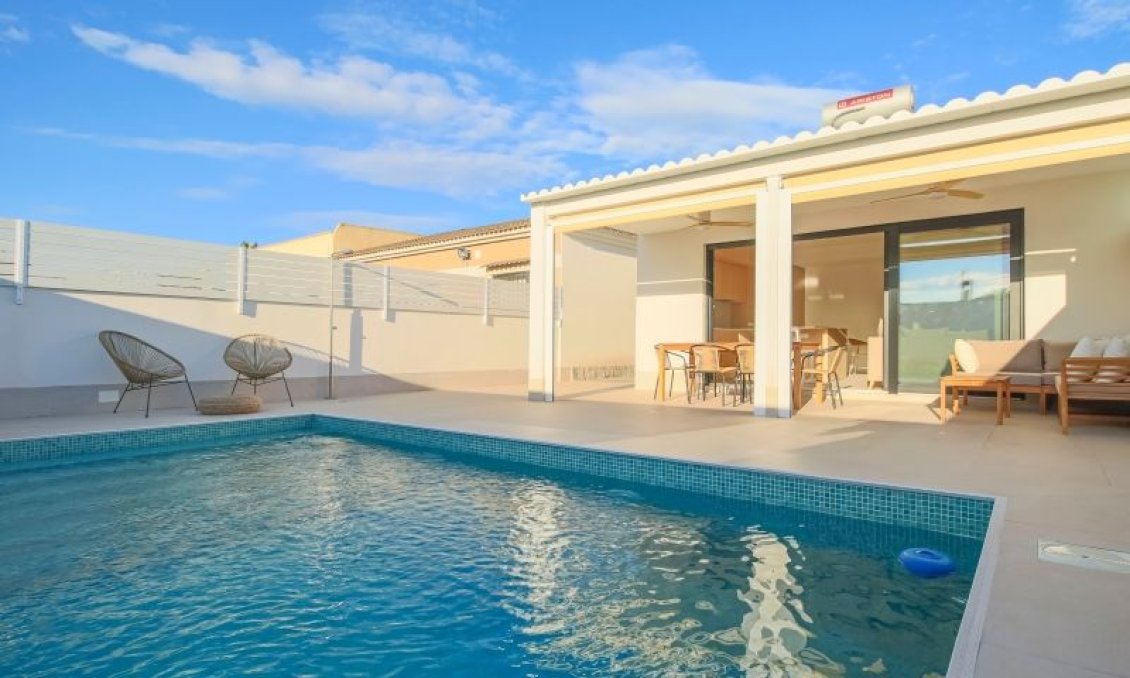 Segunda mano - Villa -
Torrevieja - Costa Blanca
