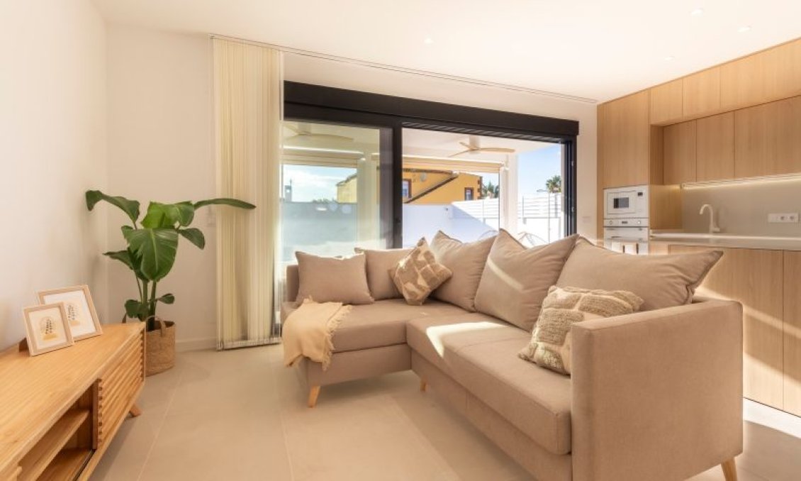 Segunda mano - Villa -
Torrevieja - Costa Blanca