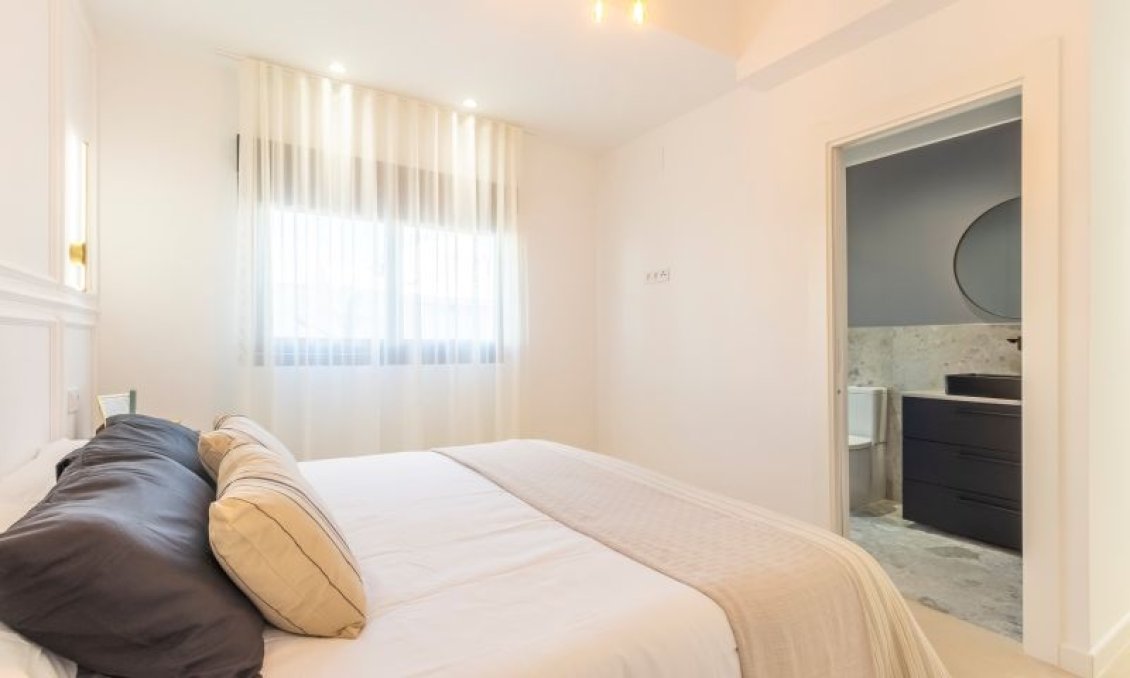 Segunda mano - Villa -
Torrevieja - Costa Blanca