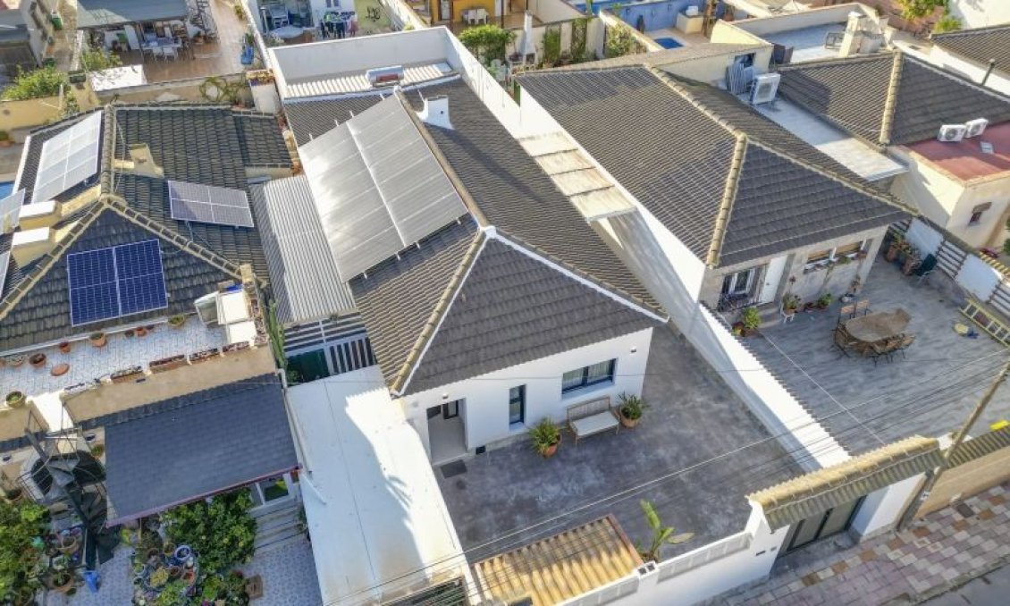 Segunda mano - Villa -
Torrevieja - Costa Blanca