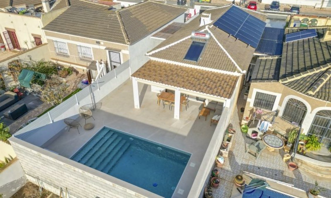 Segunda mano - Villa -
Torrevieja - Costa Blanca