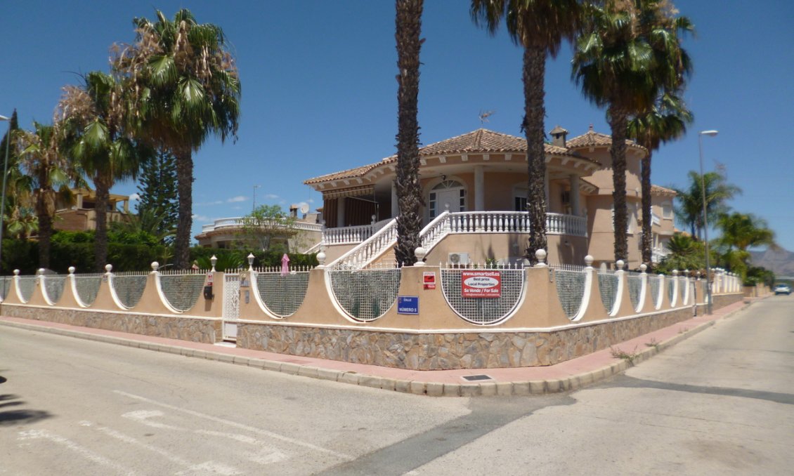 Segunda mano - Villa -
La Murada - Inland