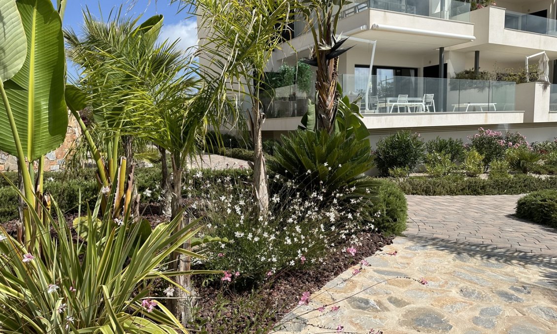 Segunda mano - Apartamento -
Las Colinas Golf - Costa Blanca